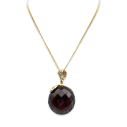 Amber pendant with gold-plated chain