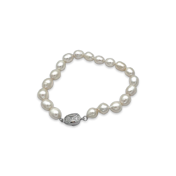 Pearl bracelet with silver
