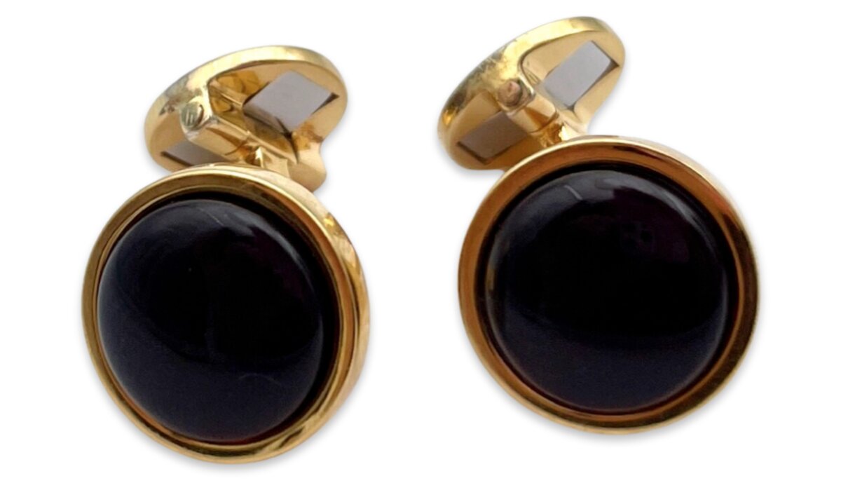 cufflinks
