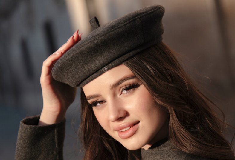 класичний берет