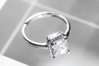 Argent Sterling contre Plaqué Argent : Ce que Vous Devez Savoir