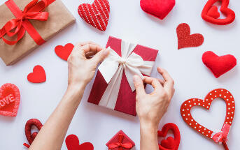 Regalos de joyería para San Valentín: qué elegir para él y para ella