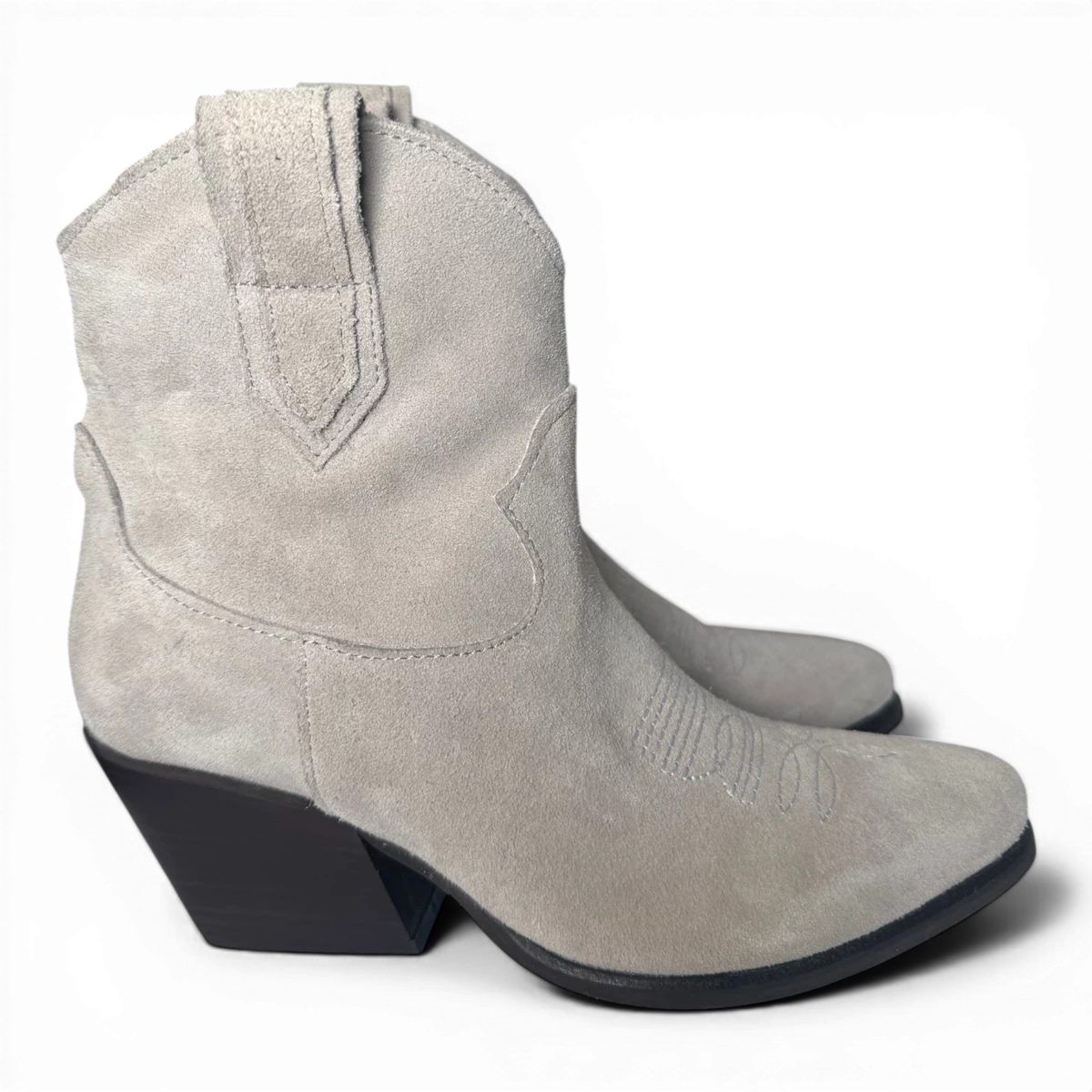 Leila Ghiaccio Suede Cowboy/Biker boots