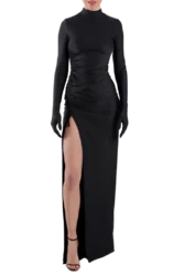Long dress with a slit