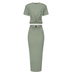 Ensemble deux pièces avec haut et jupe midi