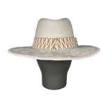 Ivory Suede Fedora
象牙色麂皮软呢帽