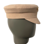 带单字母装饰的贝克男孩帽