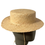 Monogrammverzierter Strohhut