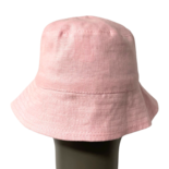 带单字母装饰的桶帽