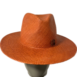 Sombrero Fedora con Adornos de Monograma