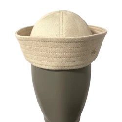 Шапка моряка з монограмою