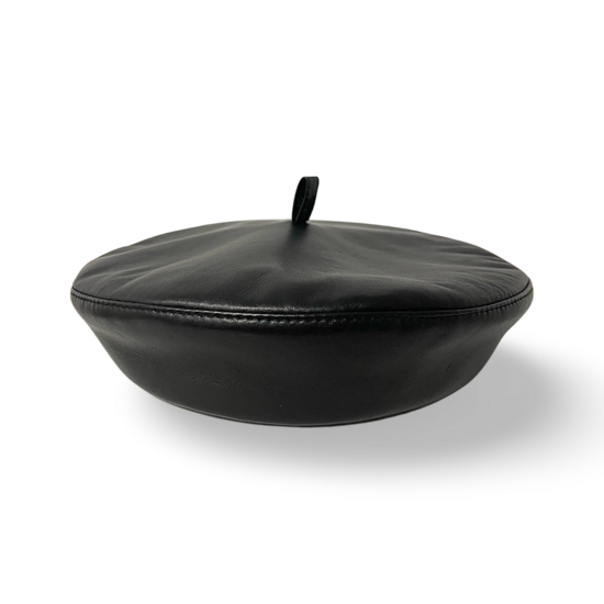 皮革贝雷帽