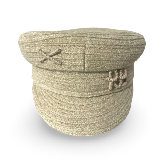 单字母贝克尔男孩帽