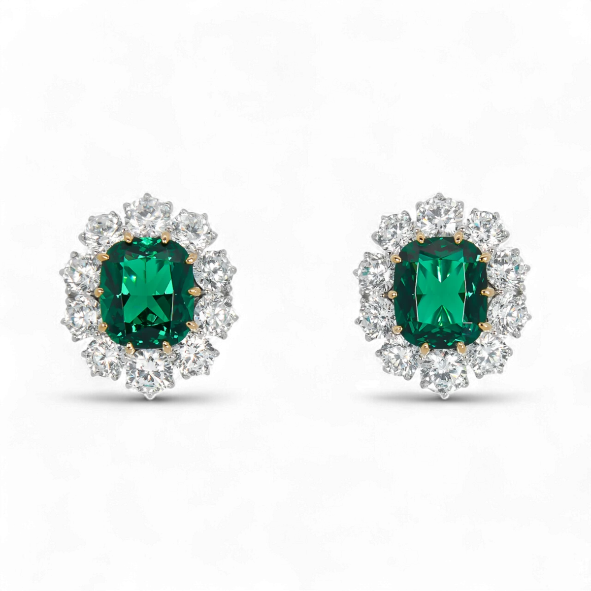 Pendientes de esmeralda artificial y diamantes