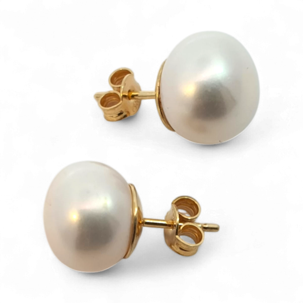 Goldplattierte Silberperlen-Ohrringe