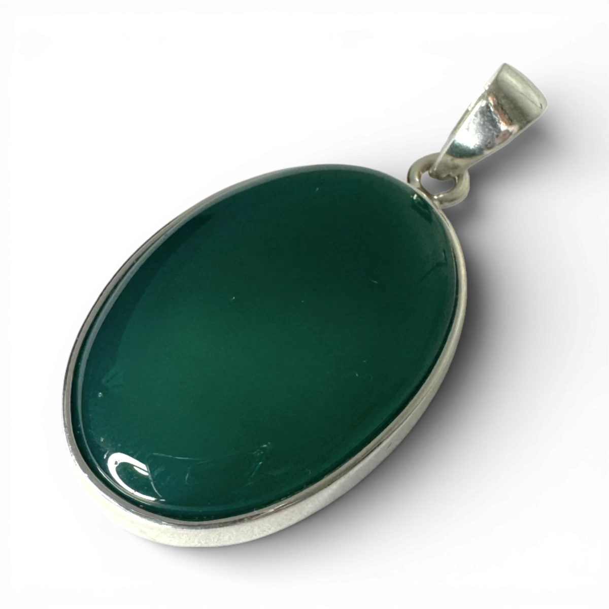 Silver and green agate pendant