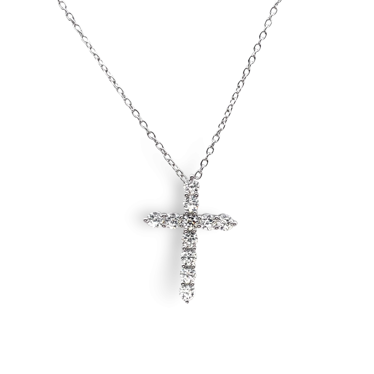 Collier en argent «Croix»