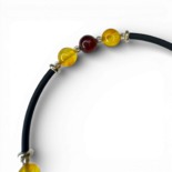 Браслет з бурштину