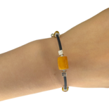 Браслет з бурштину