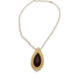 Amber gold-plated necklace