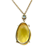 Goldfarbenes Bernstein-Halskette