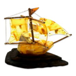 Recuerdo de Ámbar Sobre Soporte de Madera «Barco»