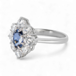 Künstlicher Saphir- und Diamantring