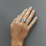 Künstlicher Saphir- und Diamantring