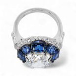 Каблучка з блакитним дорогоцінним каменем