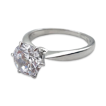 Classic Round Cut Engagement Ring