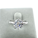 Classic Round Cut Engagement Ring