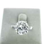 Класична обручка з круглим огранюванням