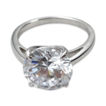 Classic Round Cut Engagement Ring