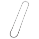 Срібне кольє з цирконами