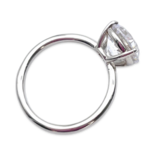 Elegante klassische Rundschliff-Verlobungsring