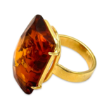 Gevetteter Ring mit Facetten Bernstein