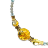 Bracelet en ambre multicolore plaqué or