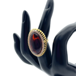 Mit Bernstein und Zirkonen vergoldeter Ring