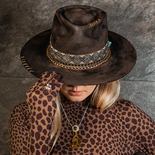 Золотий цирконовий перстень