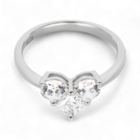 Herzförmiger künstlicher Diamantring