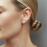 Herzförmige Ohrringe