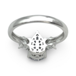 Каблучка з перлиною у формі груші з срібла