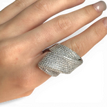 Ring ribbon shape pavé with white zircon