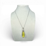 Collar de ámbar plateado