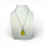 Collar de ámbar plateado