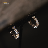 Срібні сережки сердечка з цирконами