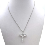 Collier en argent «Croix»