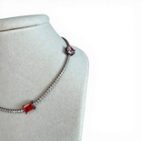 Tennis necklace with 4 stones