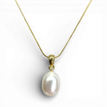 White Pearl gold plated silver necklace