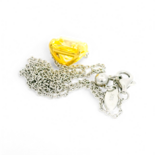 Gelber Edelsteinanhänger